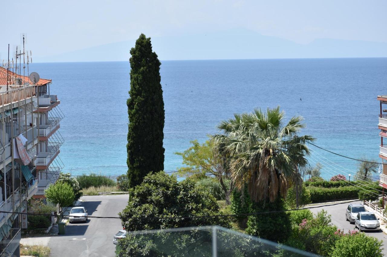 Sea View Luxury Apartment In Nea Kallikratia. Nea Kallikrateia Dış mekan fotoğraf