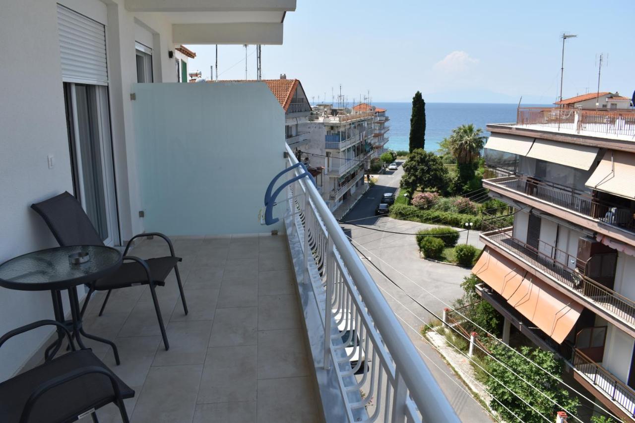 Sea View Luxury Apartment In Nea Kallikratia. Nea Kallikrateia Dış mekan fotoğraf