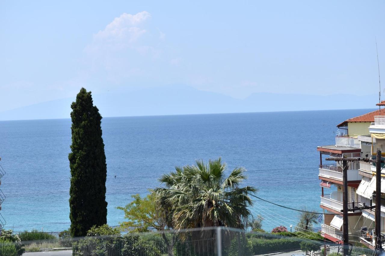 Sea View Luxury Apartment In Nea Kallikratia. Nea Kallikrateia Dış mekan fotoğraf